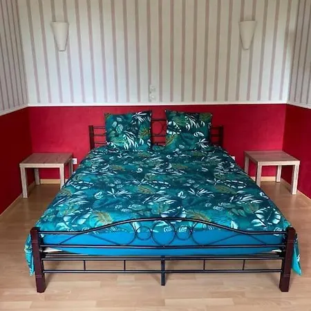 Вилла Maison Hotes Sainte Barbe