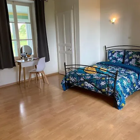 Вилла Maison Hotes Sainte Barbe