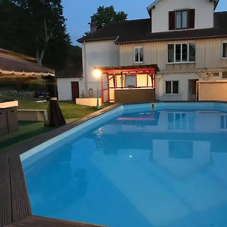 Вилла Maison Hotes Sainte Barbe Mirecourt