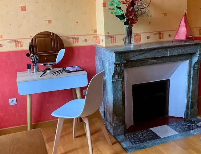 Maison Hotes Sainte Barbe Вилла Mirecourt